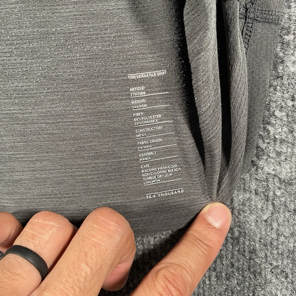 Ten Thousand Versatile Shirt Mens XL Stretch Performance Fit Training Workout - Picture 3 of 6